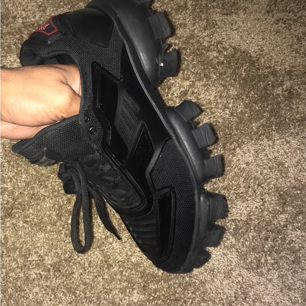 Prada
Cloudbust Thunder High-Tech Sneakers - Picture 4 of 5
